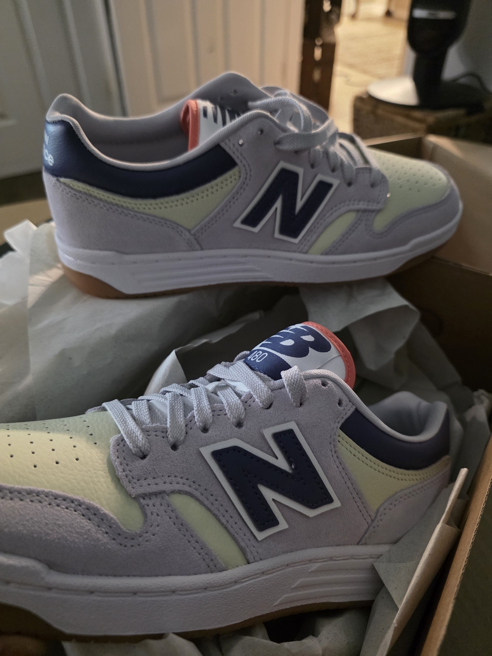 NewBalance M8.5 W10 680 Low-Top Sneakers in Navy and Pale Yellow And Purple